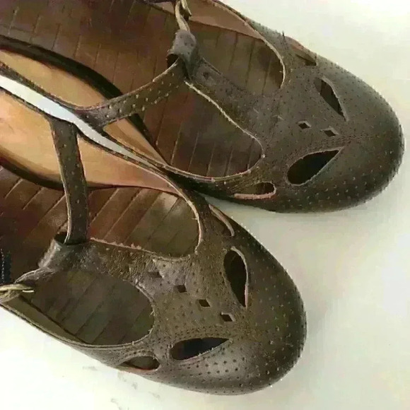 Chie Mihara T-strap Slingback Pump Heels Perforated Leather Brown - Picture 6 of 12